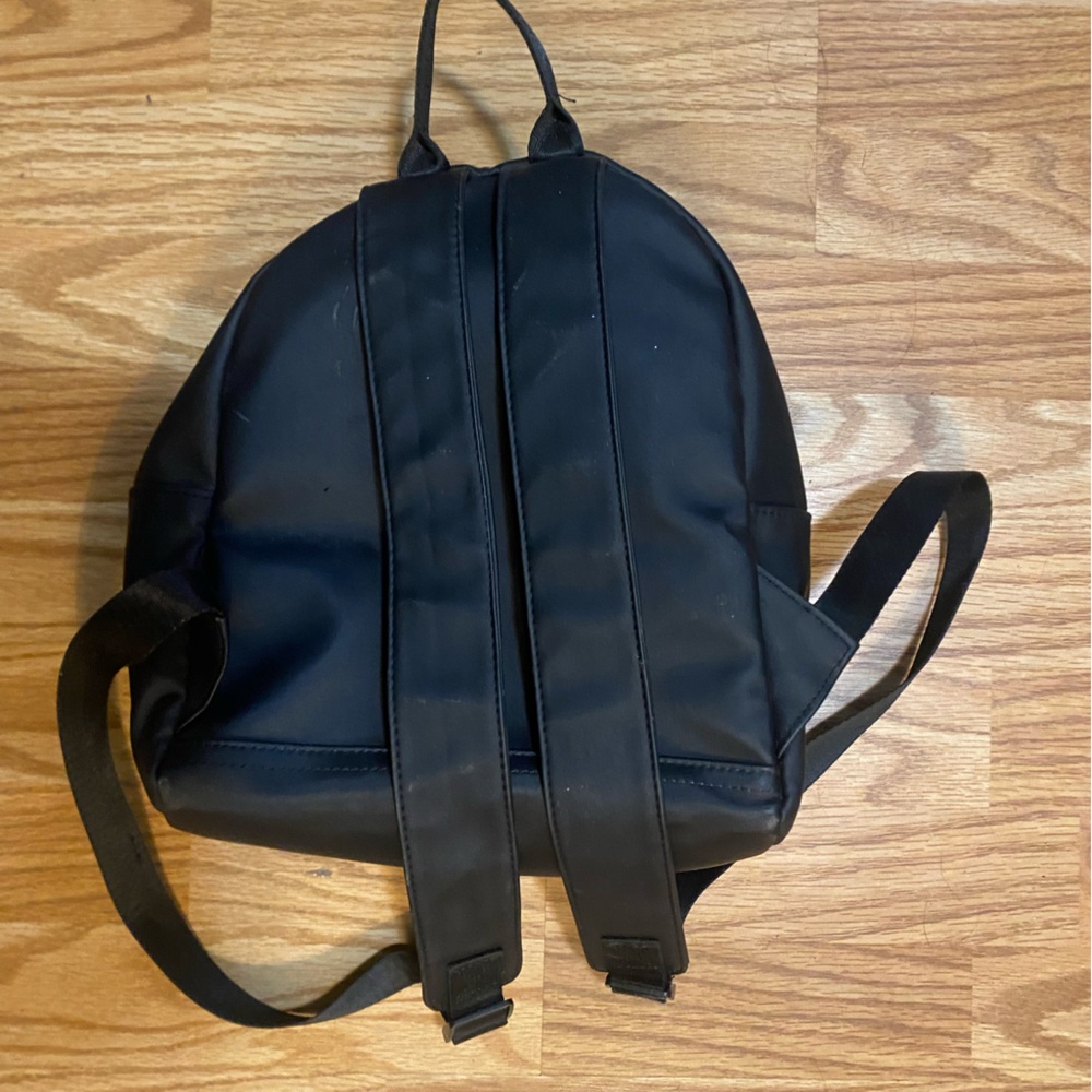 Small Roots Backpack - Picture 2 of 2